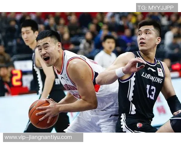 小卡激励龙狮球员继续拼搏明年再战期待重聚的信心与决心